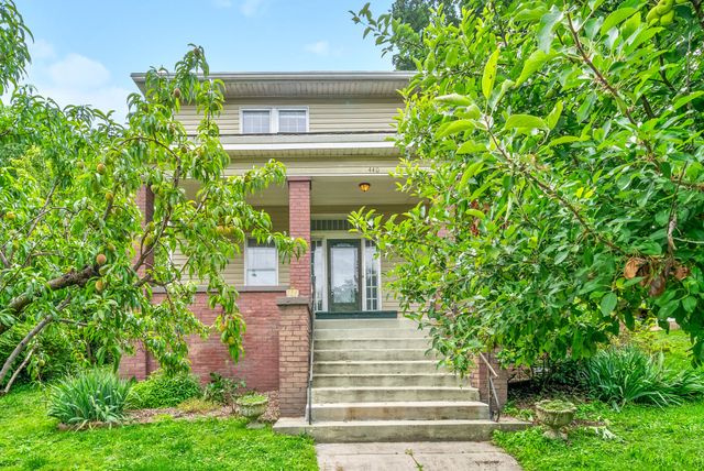 440 N 2nd St, Clarksville, TN 37040