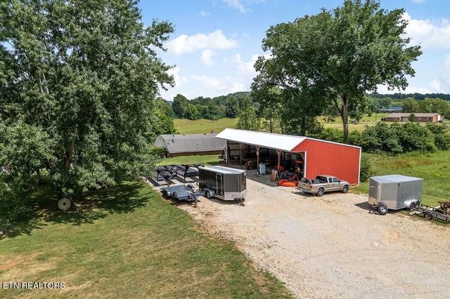 822 N Old Smithville Hwy, Sparta, TN 38583