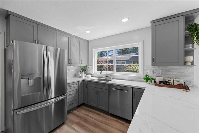 1729 Milton Street, Redwood City, CA 94061