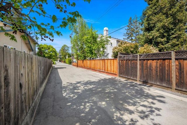 1729 Milton Street, Redwood City, CA 94061