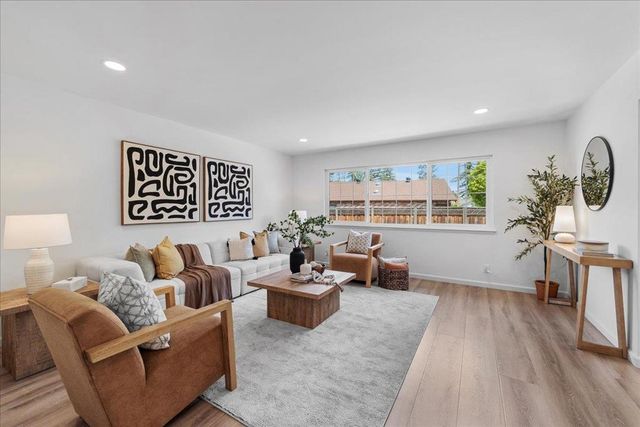 1729 Milton Street, Redwood City, CA 94061