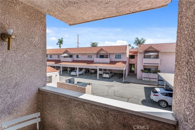 10943 Laurel Canyon B9, San Fernando, CA 91340