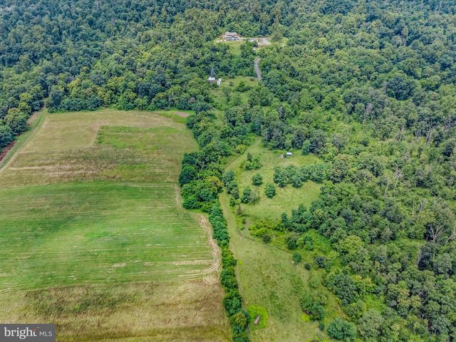 2301 POOR HOUSE RD, Martinsburg, WV 25403