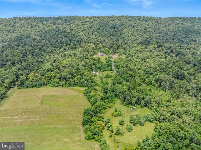 2301 POOR HOUSE RD, Martinsburg, WV 25403