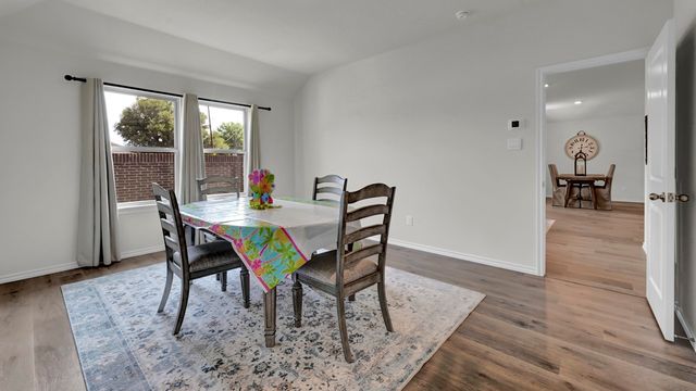 3204 Charleston Drive, Ennis, TX 75119