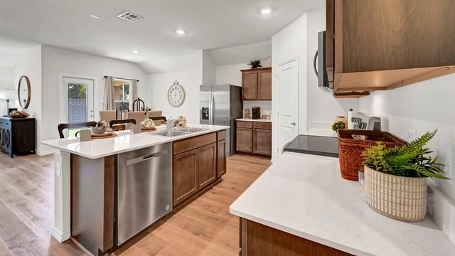 3204 Charleston Drive, Ennis, TX 75119