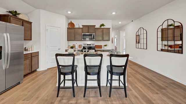 3204 Charleston Drive, Ennis, TX 75119