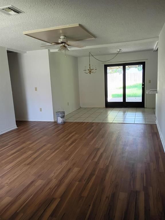 8713 S Hillcrest Drive, Oklahoma City, OK 73159