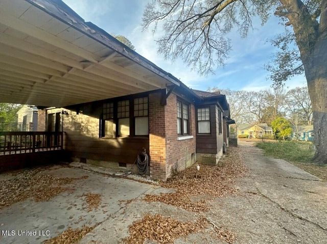 627 Mohawk Avenue, Jackson, MS 39216