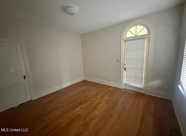627 Mohawk Avenue, Jackson, MS 39216