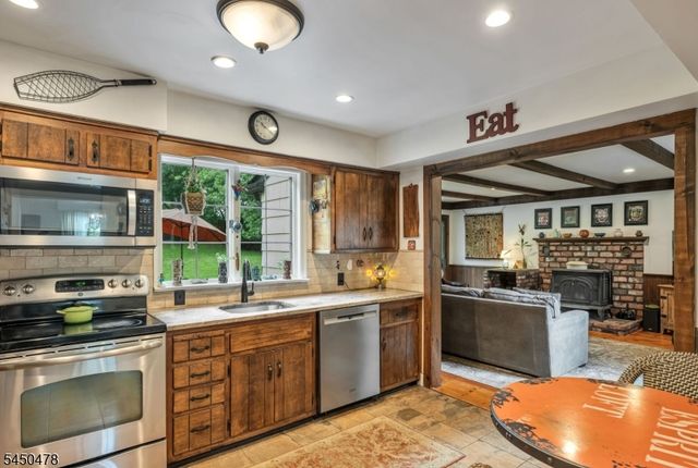 39 Jacobus Ave, Little Falls Twp., NJ 07424
