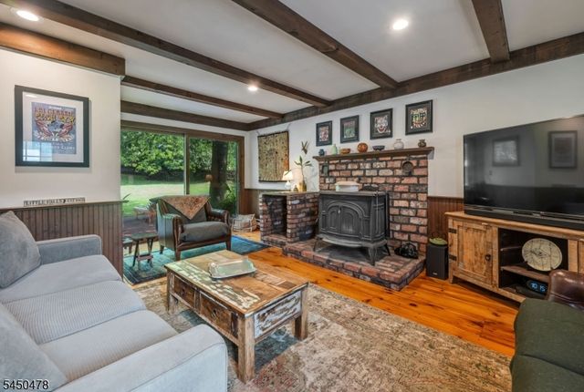 39 Jacobus Ave, Little Falls Twp., NJ 07424