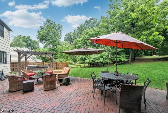 39 Jacobus Ave, Little Falls Twp., NJ 07424