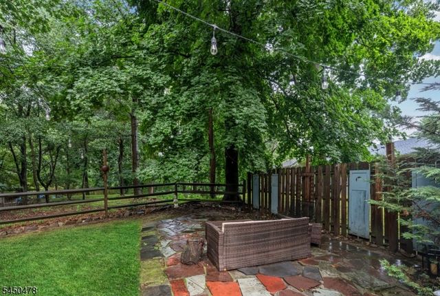 39 Jacobus Ave, Little Falls Twp., NJ 07424