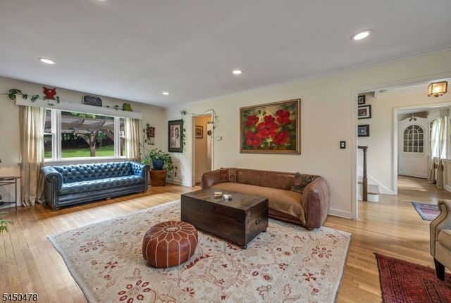 39 Jacobus Ave, Little Falls Twp., NJ 07424