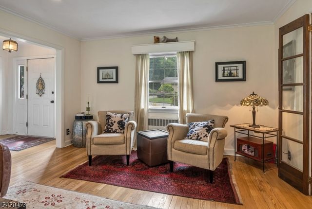 39 Jacobus Ave, Little Falls Twp., NJ 07424