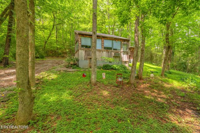 1329 Berry Rd, Knoxville, TN 37920