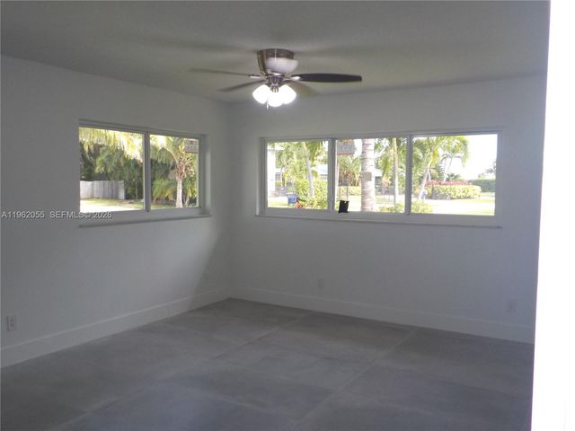 1565 Thumb Point Drive, Fort Pierce, FL 34949