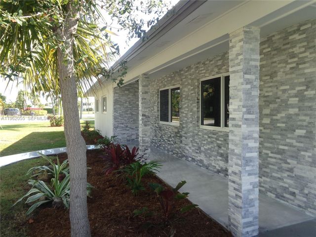 1565 Thumb Point Drive, Fort Pierce, FL 34949