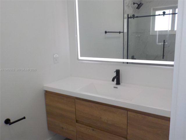 1565 Thumb Point Drive, Fort Pierce, FL 34949