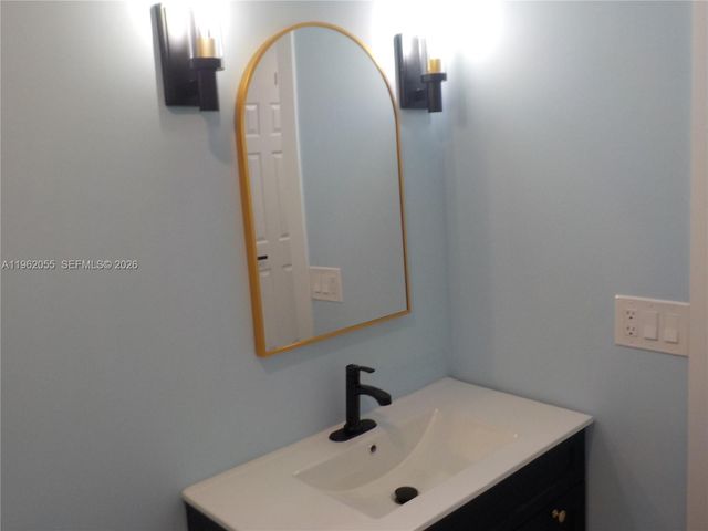 1565 Thumb Point Drive, Fort Pierce, FL 34949