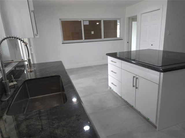 1565 Thumb Point Drive, Fort Pierce, FL 34949