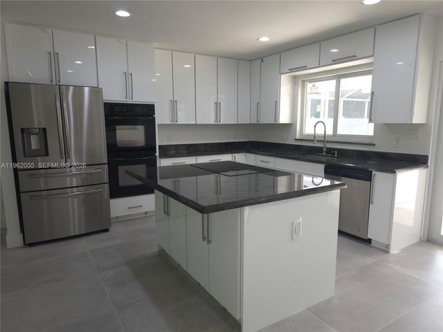 1565 Thumb Point Drive, Fort Pierce, FL 34949