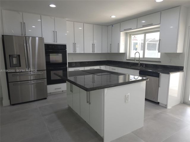 1565 Thumb Point Drive, Fort Pierce, FL 34949