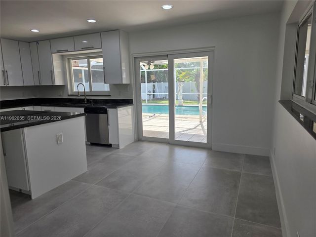 1565 Thumb Point Drive, Fort Pierce, FL 34949