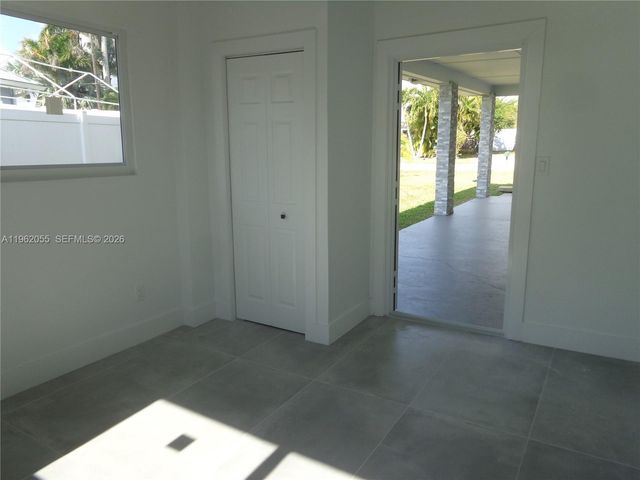 1565 Thumb Point Drive, Fort Pierce, FL 34949