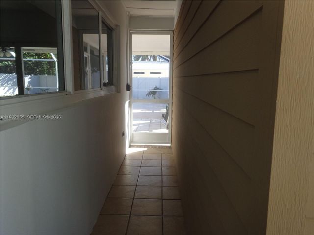 1565 Thumb Point Drive, Fort Pierce, FL 34949