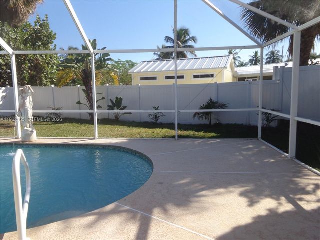 1565 Thumb Point Drive, Fort Pierce, FL 34949