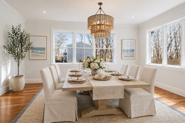 5 Cottage St, Nahant, MA 01908