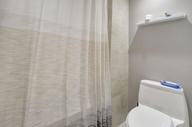 141 SW 96th Terrace 302, Plantation, FL 33324