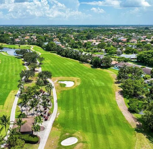 141 SW 96th Terrace 302, Plantation, FL 33324