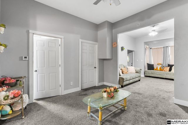 1452 S 17th Street, Omaha, NE 68108