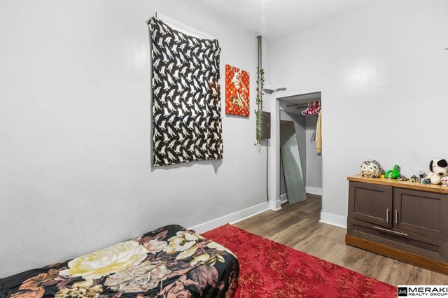 1452 S 17th Street, Omaha, NE 68108