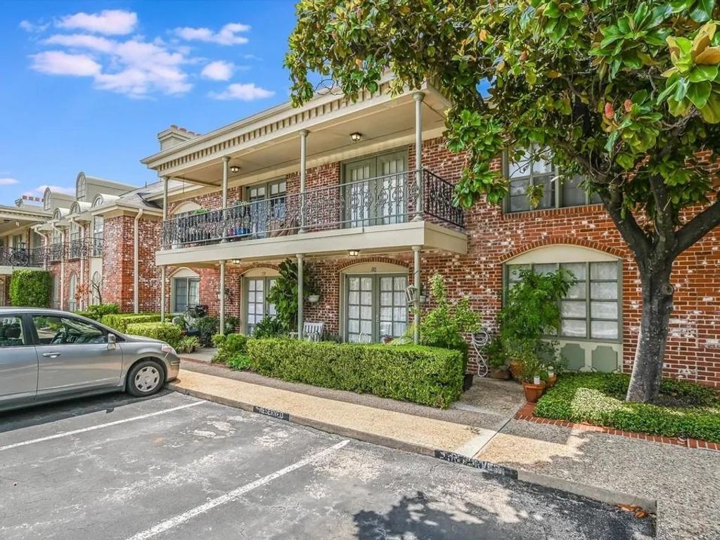 7920 Rockwood LN 112, Austin, TX 78757