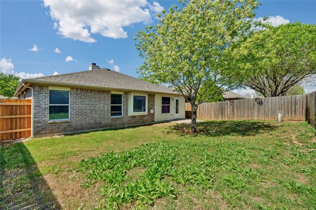 8500 Three Bars Drive, Fort Worth, TX 76179