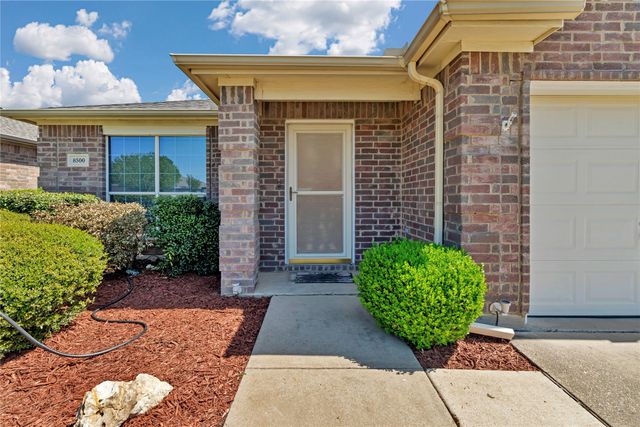 8500 Three Bars Drive, Fort Worth, TX 76179