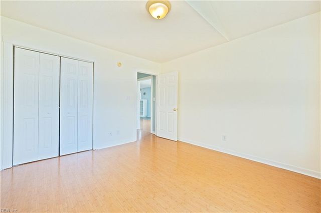 5996 T C Walker RD, Gloucester, VA 23061