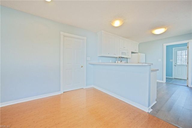 5996 T C Walker RD, Gloucester, VA 23061