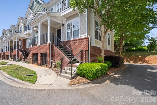 500 Village Park Drive, Belmont, NC 28012
