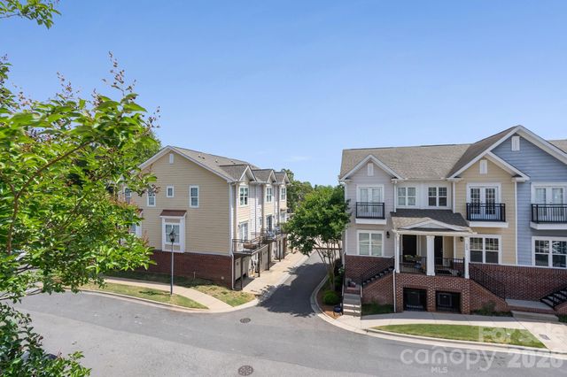 500 Village Park Drive, Belmont, NC 28012