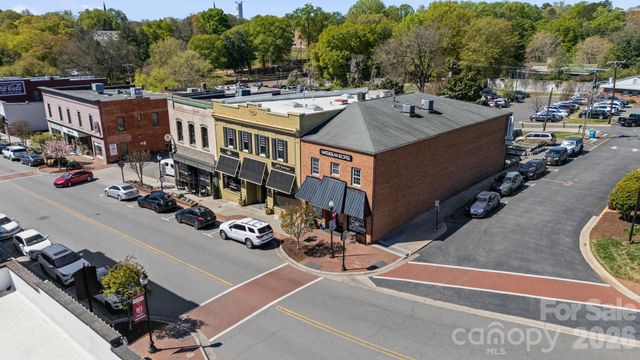 500 Village Park Drive, Belmont, NC 28012