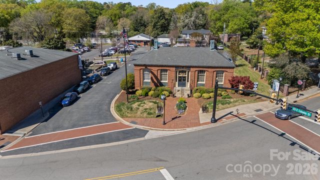 500 Village Park Drive, Belmont, NC 28012