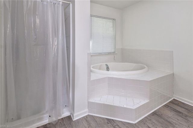 1565 Winthrope DR, Newport News, VA 23602