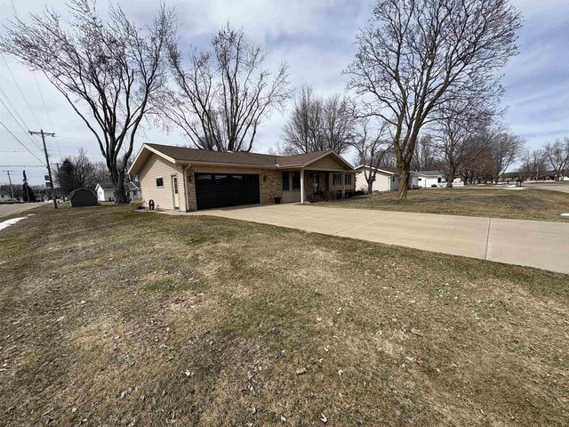 201 N ADAMS STREET, Bonduel, WI 54107