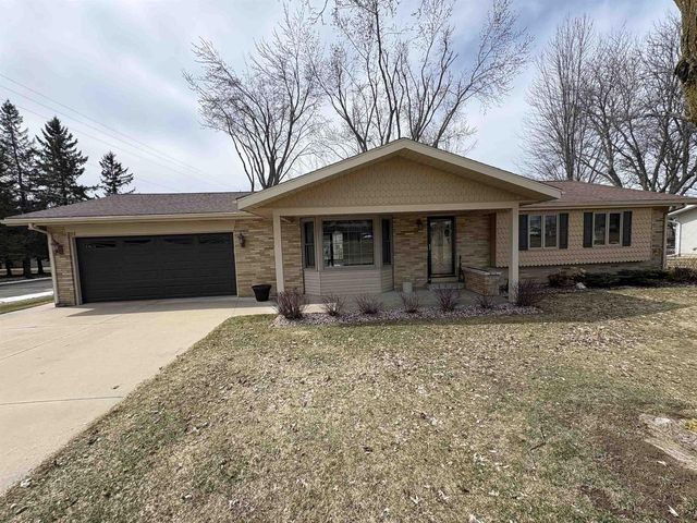 201 N ADAMS STREET, Bonduel, WI 54107