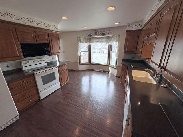 201 N ADAMS STREET, Bonduel, WI 54107